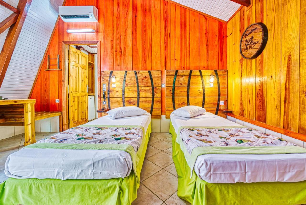 Hotel Bambou Les Trois-Ilets Bagian luar foto