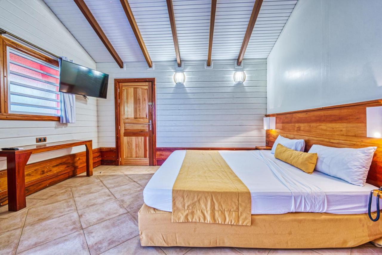 Hotel Bambou Les Trois-Ilets Bagian luar foto