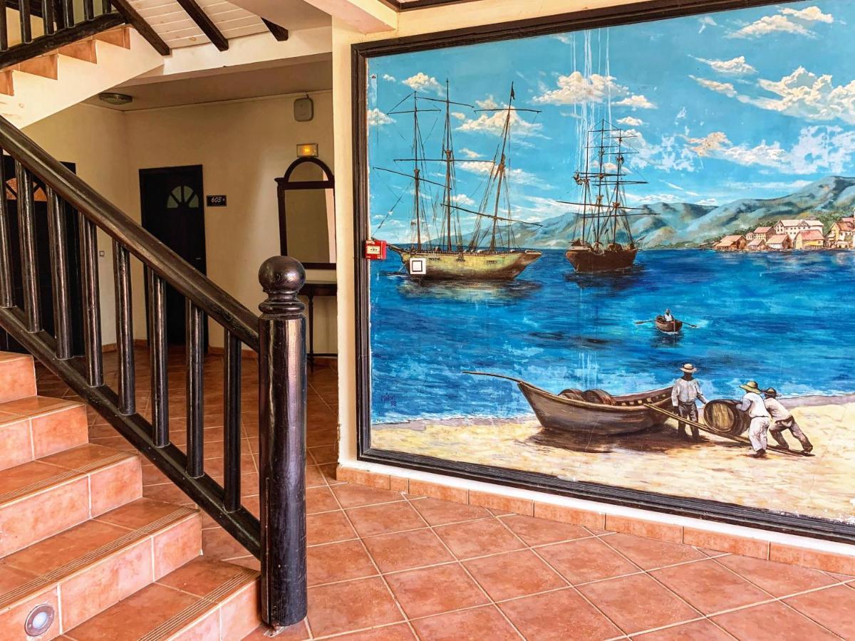 Hotel Bambou Les Trois-Ilets Bagian luar foto